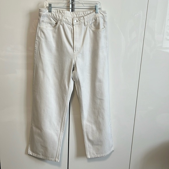 H&M Relaxed Wide Leg High Waist White Denim Jeans, Size 14 - Picture 4 of 11